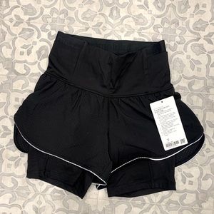 Lululemon fast n free shorts size 6 NWT